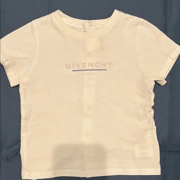 Givenchy white Short Sleeve Tee - Picture 1 of 6
